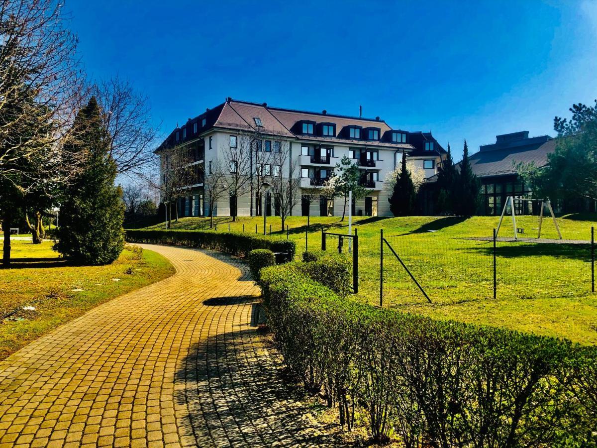 Birdland Apartman Bük Exteriér fotografie